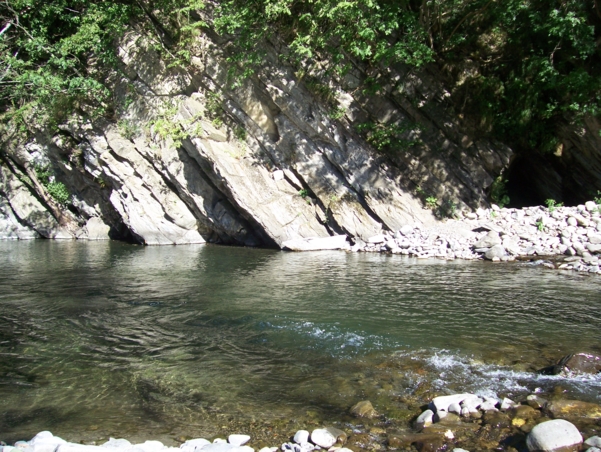  Image name: Fiume02.jpg 
 width: 601 pixel 
 height: 452 pixel 
 Size: 317528 bytes 
 Click to enlarge 